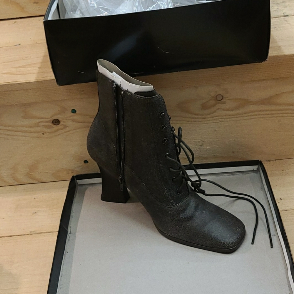Brown Distressed Leather Victorian Steampunk Boot 8.5